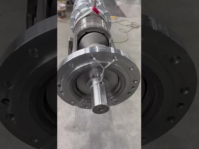 High Wear Resistant Squeezer Screw And Barrel For Plastic Squeezer Machine