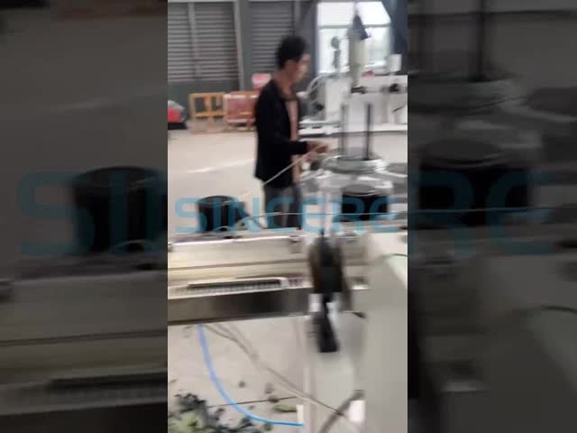 自動PEPPシシャフカホース 波紋パイプエクストルーションライン