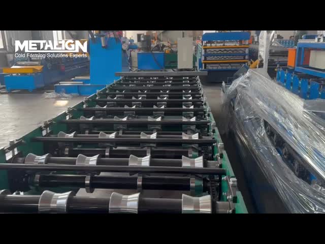 1250 トラペゾイドシートロール形作機 5.5 Kw 4 肋骨 / 防水溝