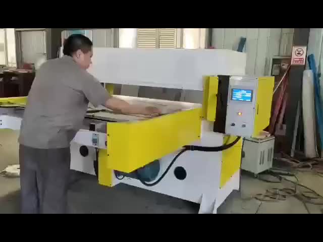 Energy Saving Hydraulic Die Cutting Machine Fatigue Resistant High Accuracy
