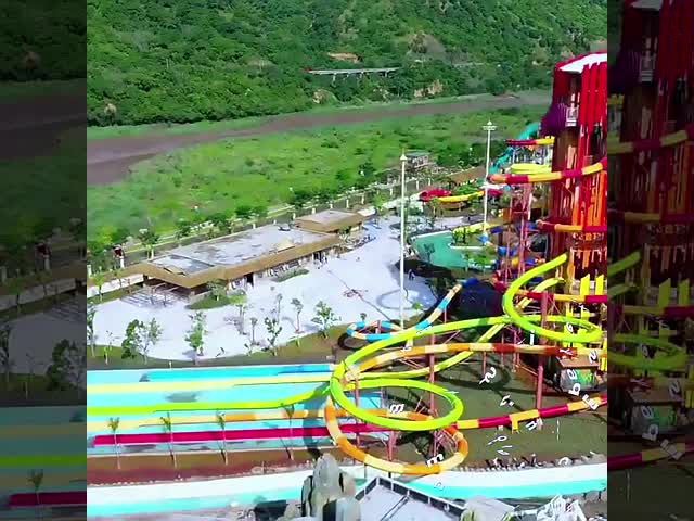 водные горки Aqualoop высоты 17m подгоняли водные горки FRP гигантские для взрослых