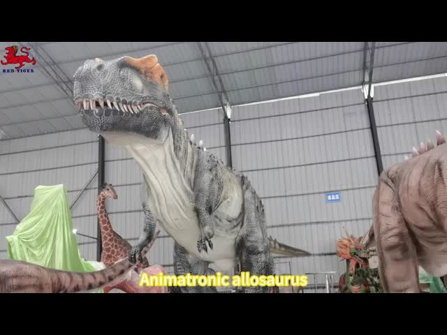 テーマパーク アニマトロニック 現実的な恐竜 アロサウルス 屋外