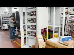 Fuente de alimentación del diodo emisor de luz quemado en el centro de ensayo para la fuente de alimentación del rectificador