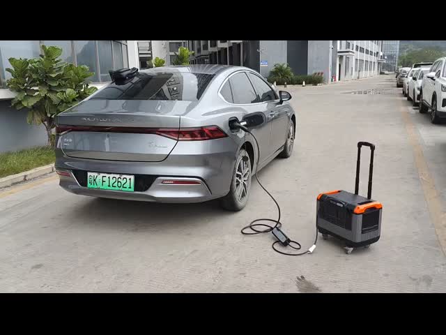 Multifunction Portable Solar Power Station 3000W With Over Discharging Protection