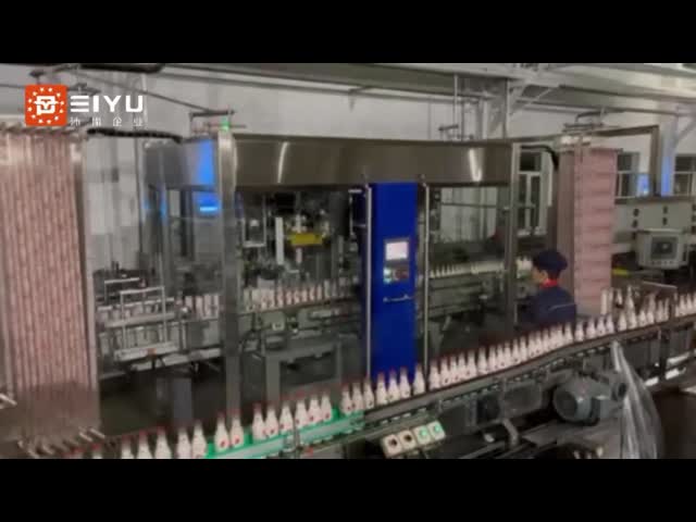 Automatic Sleeve Labeling Machine 9000-72000bph for Bottles Cans video