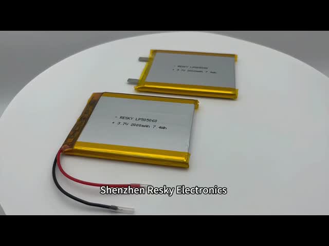 再充電可能なリチウムポリマーバッテリーセル 505060 3.7V 1800mAh 美容器のために