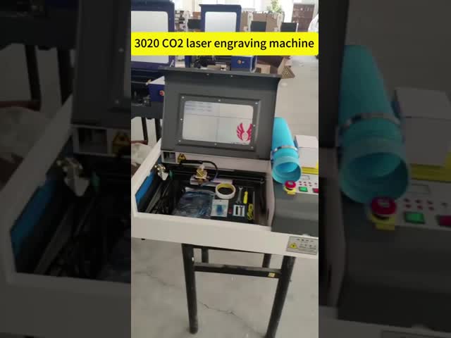 3020 ミニCO2レーザー切断機レーザー切断機 40W 50W 彫刻機