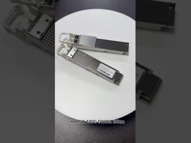 DOMのCS SMF Optical Transceiver Module EML Transmitter 100G DWDM QSFP28 80KM