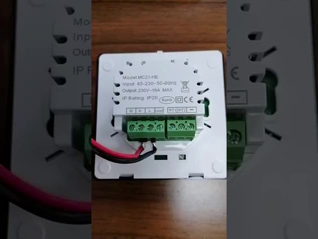 ワイヤレスインターネット 放射熱 スマート 恒温器 電熱システム 240 ボルト