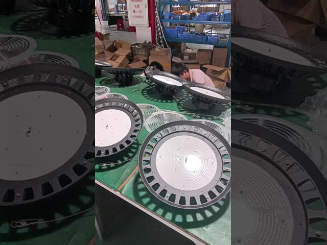 テニスコート LEDスタジアム照明 400W 600W 1000W 屋外馬場用