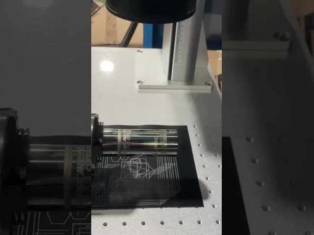 ポータブルファイバーレーザーマーキングマシン 50w 30w 20w 軸付きファイバーレーザー彫刻機