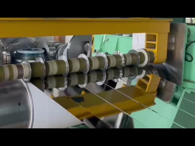 2B 8KのBAのコイルHlは表面のステンレス鋼の201 202 304 2000mmを打ち抜いた