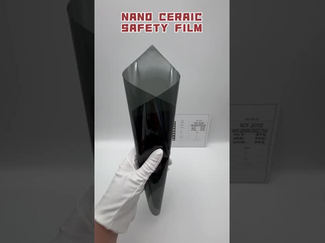 NCF-25100 車用ガラス 防水フィルム 2MIL IRR100% 熱拒絶 車の窓色フィルム