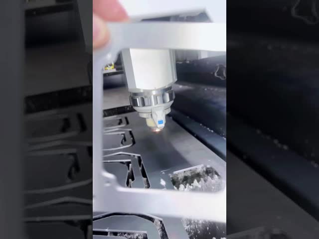 Fabricação de chapas metálicas sob medida Revestimento de alumínio Revestimento do chassi do servidor de controlo industrial