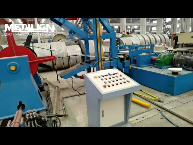 Máquina de perforación hidráulica de alta eficiencia para barandillas de carreteras El video