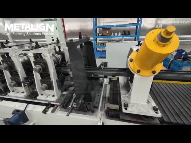完全自動型 鋼材の直立式ロール 形作機