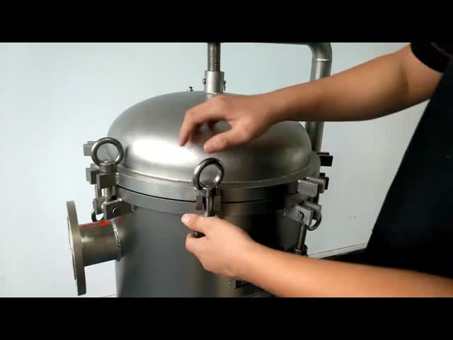 DL4P2S Stainless Steel Vertical Industrial Bag Filters With PP Filter Bag