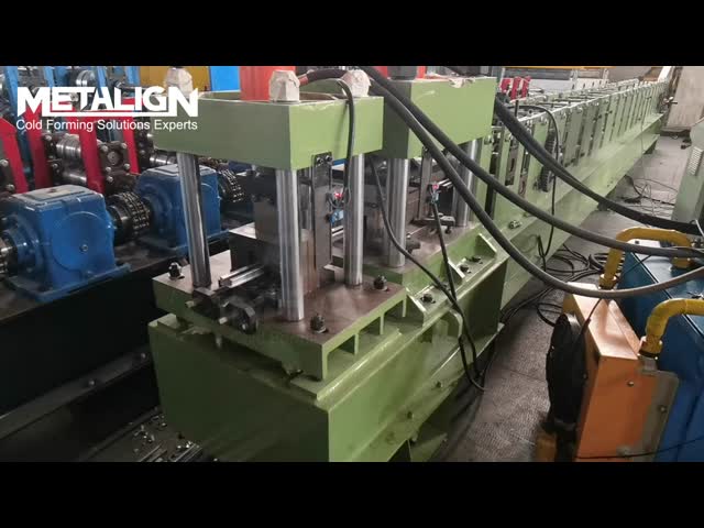 防震ストラットチャネルロール形成機械,前もって穴を掘り込み,安定した生産プロセス