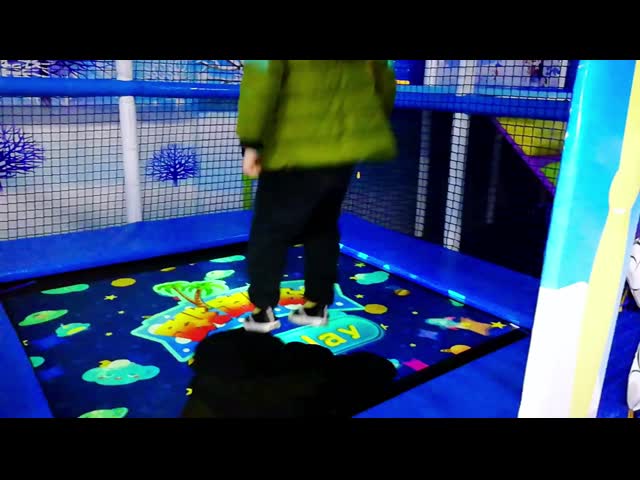 Trampoline Interactive Projection Game 3500 Lumens Interactive Floor Games Projector