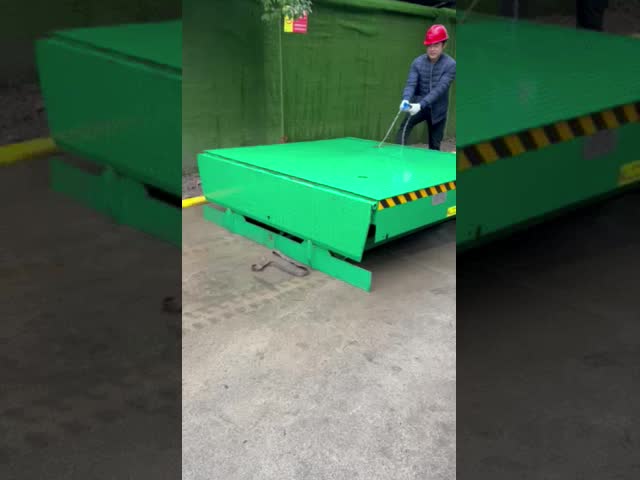 安全で効率的な積載のための重用機械ドックレベルラー