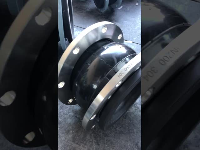 DN15-DN4000 パイプ バルブサポートと304フレンズ付きの柔らかいゴム拡張関節