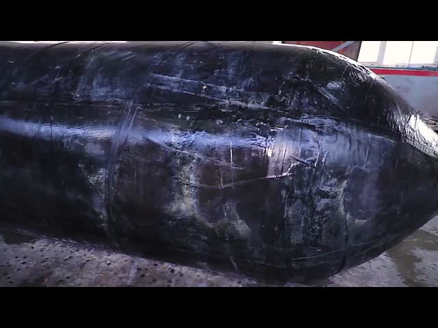 2.5×16m 大型船舶用海洋ゴムエアバッグ
