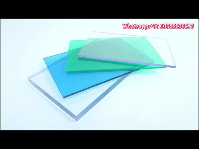 色とりどりの4×8PC プラスチック/ポリカーボンパネル/低価格のポリカーボネートシート