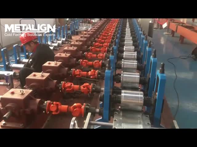 Octagonal Tube Durable Cold Roll Forming Line With Automatic Punching And High Speed Forming