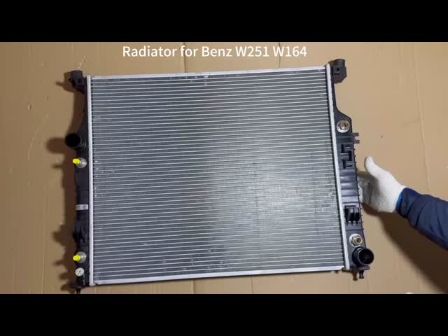 2515000003 Radiador de alumínio para Mercedes-Benz W251 W164 2515000403 2515000603 Design