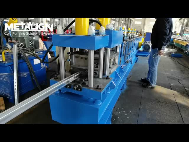 光電 ストラット チャンネル ロール 形成 機械 10m/min 液体 打撃 と 切断