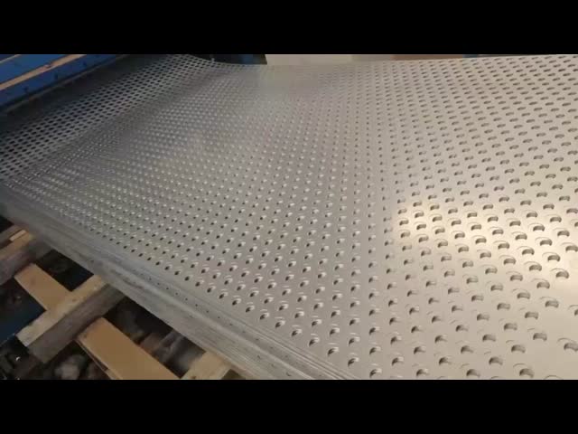 Round Hexagonal Perforated Metal Mesh Sheet For Construction Decoration