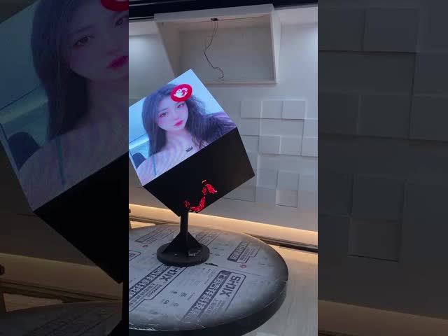 Outdoor P4 Cube LED Display Full Color RGB High Resolution With Fixed Installation