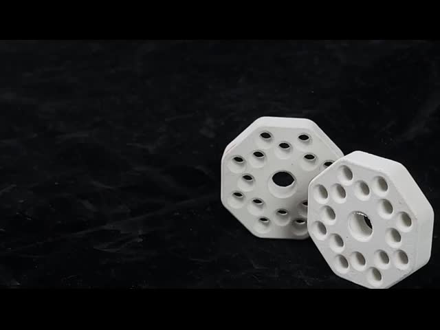 産業多孔性の陶磁器ディスク、多孔性の陶磁器の版を熱するアルミナ