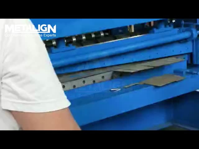 Efficient 0.8-1.5mm Slitting Cutter Machine With Leveling Machine And Hydraulic Cutter