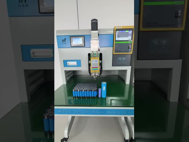 Automatic welding machine