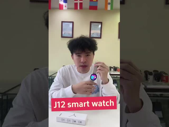 マルチスポーツモード J12 スマートウォッチ ブルーツ通話 IP68 防水 心拍数 睡眠モニタリング 300 mAh バッテリー
