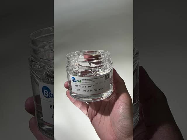 色のないミネラルオイル 8042 47 5 化粧品 軟化剤 原材料