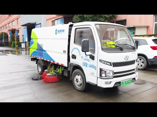 ブラニング ユーロ 6 小型道路掃除機 トラック 掃除機