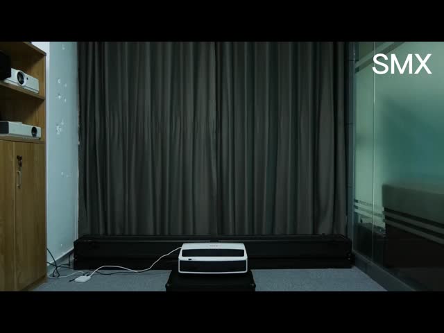 USB 4000ルメン Ustレーザープロジェクター 家庭映画用の超短距離プロジェクター
