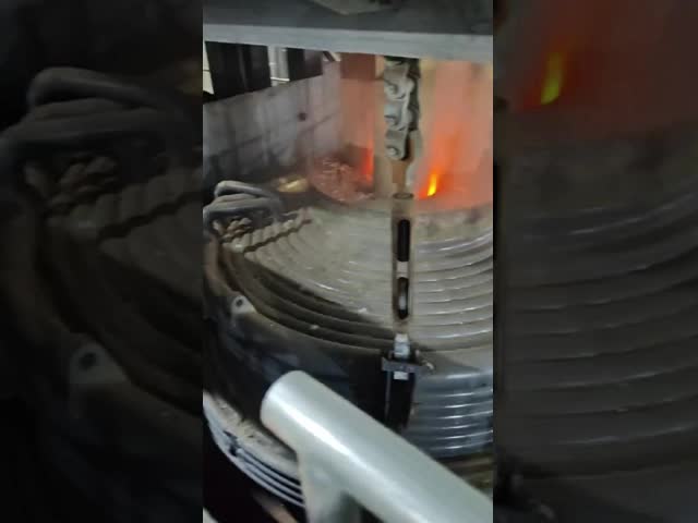 競争力のある電気弧炉 10T-160T LF 380V ストレート