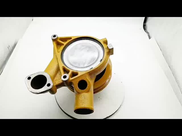 6136611101 6136611102 Excavator Water Pump 6136-61-1101 6136-61-1102 Water Pump For Komatsu 6D105 Engine PC200-1 PC200-2 Excavator WA300-1 Loader