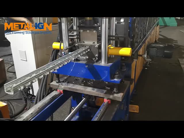 メタルブレープアボアプロファイル 精密パンシングと自動水力切断のロール形成機器