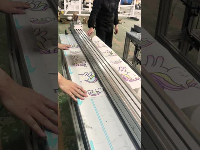 Manual Multifunctional Double-sided Roller Blind Fabric Cutting Machine with Table for Sunscreen / Blackout / Zebra Roller Blind Fabric