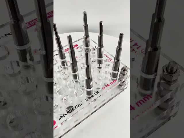 50mm - 400mm 冷却剤 掘削ビット 金属のための重用掘削ビット