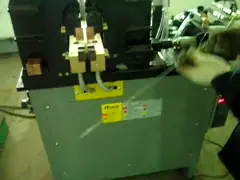 China 20L/Min Pneumatic Spot Welder Spot Welding Machines For Iron Wire Products And Kitchen supplier