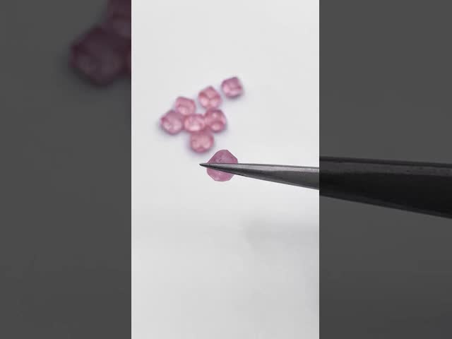 ピンクCVDHPHTラボダイヤモンドVVS対ピンク粗いダイヤモンドピンク生未切 HPHT粗いラボ栽培ダイヤモンド 宝石用