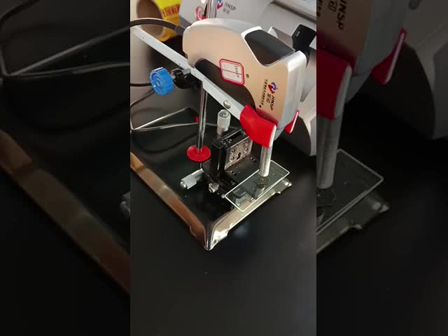 Standard Benchtop Raman Spectrometer RS2100LAB For Chemicals Analysis