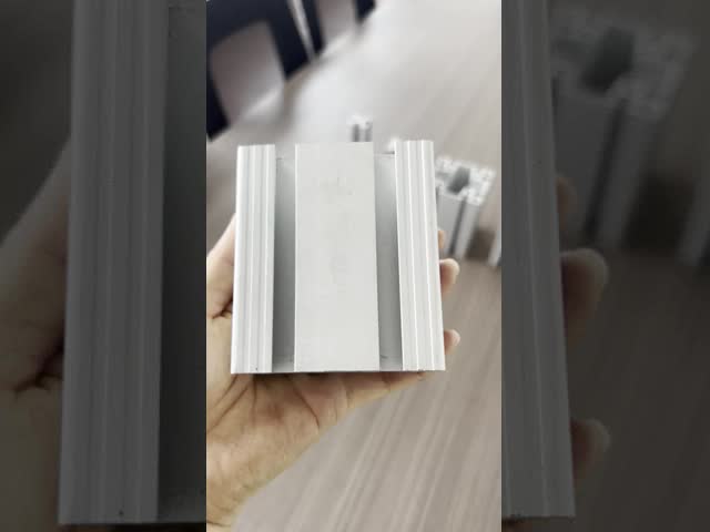 /あくの銀色の陽極酸化された6063-T5アルミニウム プロフィール システム製粉