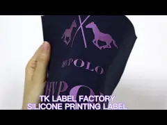 Prendas de vestir de espuma de polvo 3D en relieve etiqueta de ropa logotipo de prensa térmica etiquetas para sudadera