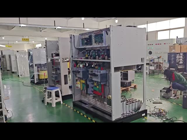 UPS de alta frequência Transformador de isolamento incorporado opcional e modo ECO de poupança de energia